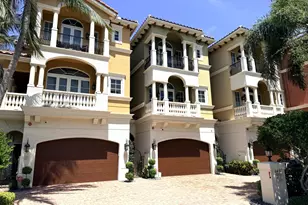 449 NE 19th Ave, Deerfield Beach, FL 33441 - Photo 1