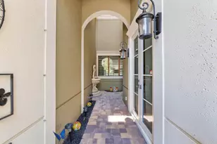 449 NE 19th Ave, Deerfield Beach, FL 33441 - Photo 13