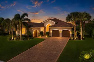 7754 Maywood Crest Dr, Palm Beach Gardens, FL 33412 - Photo 1