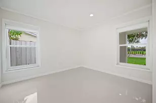561 SW 168th Terrace, Weston, FL 33326 - Photo 17