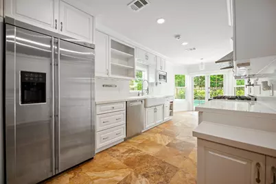 561 SW 168th Terrace, Weston, FL 33326 - Photo 9