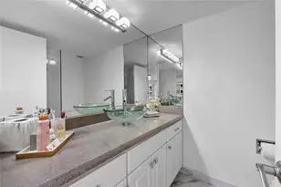 3100 NE 49th St, Fort Lauderdale, FL 33308 - Photo 9