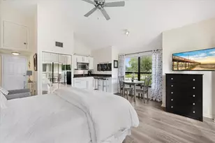 11863 Wimbledon Circle, Wellington, FL 33414 - Photo 11
