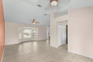 6915 NW Hershy Cir, Port Saint Lucie, FL 34983 - Photo 5