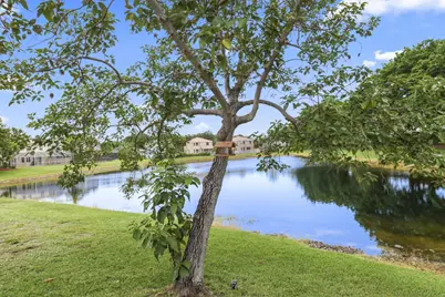 7518 Oak Grove Circle, Lake Worth, FL 33467 - Photo 41