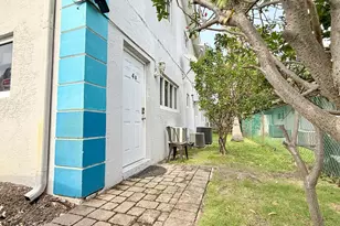 820 NE 17th Ave, Fort Lauderdale, FL 33304 - Photo 1