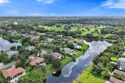 10324 SW 26th Street, Davie, FL 33324 - Photo 3