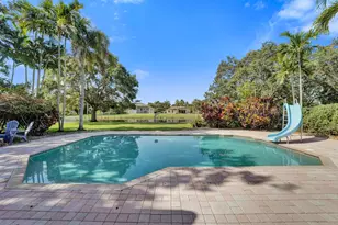 10324 SW 26th St, Davie, FL 33324 - Photo 5