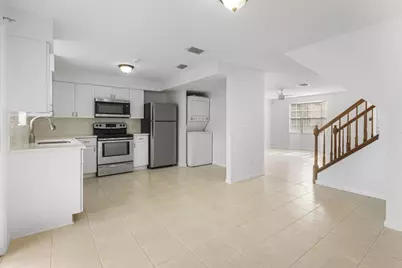 304 Georgian Park Drive, Jupiter, FL 33458 - Photo 9