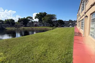 20330 NE 2nd Ave, Miami Gardens, FL 33179 - Photo 25