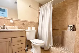 20330 NE 2nd Ave, Miami Gardens, FL 33179 - Photo 13