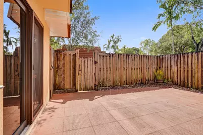 9951 NW 6th Court, Plantation, FL 33324 - Photo 39