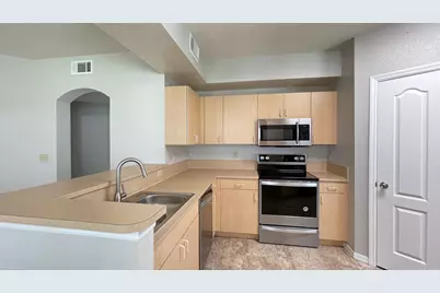 170 SW Peacock Boulevard #36-104, Port Saint Lucie, FL 34986 - Photo 7