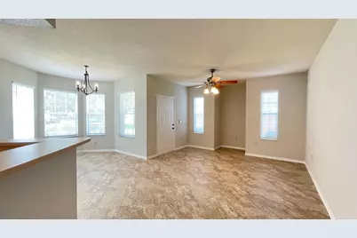 170 SW Peacock Boulevard #36-104, Port Saint Lucie, FL 34986 - Photo 3