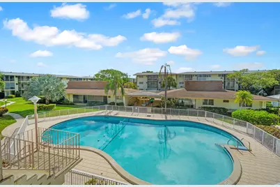 16750 NE 14th Avenue #303, Miami, FL 33162 - Photo 11