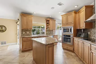 106 Orchard Ridge Ln, Boca Raton, FL 33431 - Photo 9