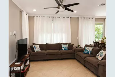4642 Mediterranean Circle #4642, Palm Beach Gardens, FL 33418 - Photo 3