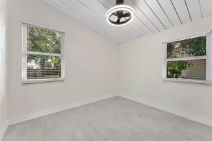 474 Enfield St, Boca Raton, FL 33487 - Photo 5