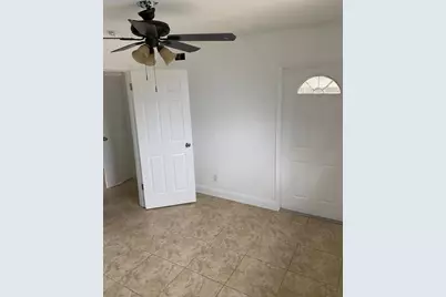 18 Andros Road, Palm Springs, FL 33461 - Photo 5