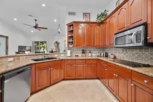 14520 SW 37th St, Miramar, FL 33027 - Photo 7