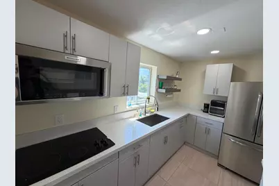 1020 94th Street #403, Bay Harbor Islands, FL 33154 - Photo 3