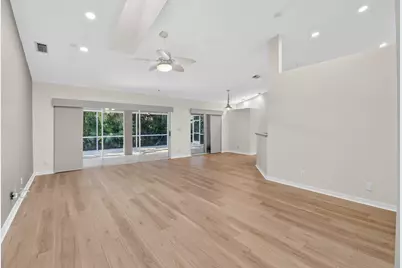 13578 Chatsworth Village Drive, Wellington, FL 33414 - Photo 9
