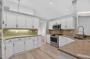 13578 Chatsworth Village Dr, Wellington, FL 33414 - Photo 17