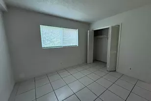 1913 NE 2nd St, Pompano Beach, FL 33060 - Photo 3