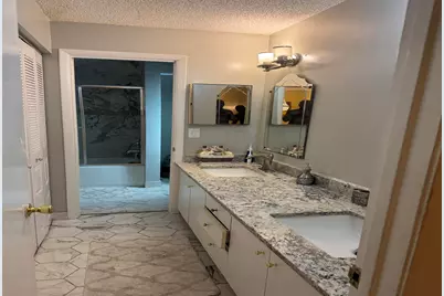 8230 NW 9th Court #6, Plantation, FL 33324 - Photo 13
