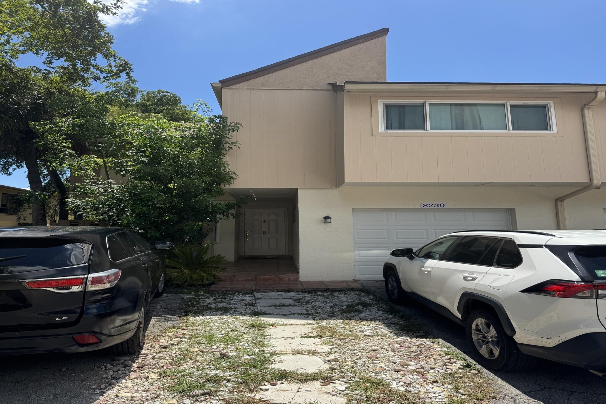 8230 NW 9th Ct #6 main architectural view