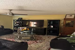 8230 NW 9th Ct, Plantation, FL 33324 - Photo 7