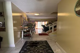 8230 NW 9th Ct, Plantation, FL 33324 - Photo 3