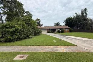 1321 SW Nikoma St, Palm City, FL 34990 - Photo 3