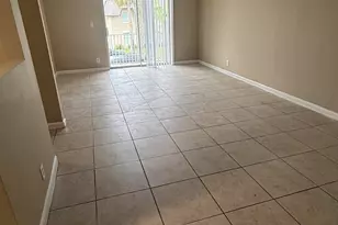 475 SE 8th St, Deerfield Beach, FL 33441 - Photo 5