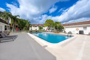 475 SE 8th St, Deerfield Beach, FL 33441 - Photo 25