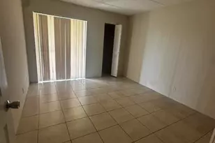 704 Meadows Cir, Boynton Beach, FL 33436 - Photo 13