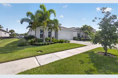 12525 Triumph Lane, Palm Beach Gardens, FL 33412 - Photo 3