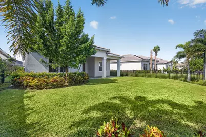 12525 Triumph Lane, Palm Beach Gardens, FL 33412 - Photo 23