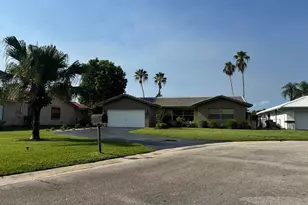 11454 NW 41st St, Coral Springs, FL 33065 - Photo 1