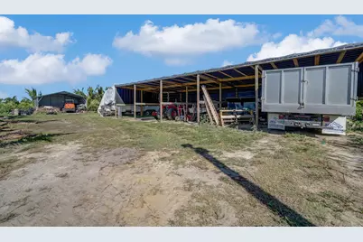 6747 Carol Street, Loxahatchee, FL 33470 - Photo 13