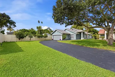 12445 SW 7th Place, Davie, FL 33325 - Photo 5