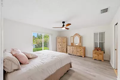 12445 SW 7th Place, Davie, FL 33325 - Photo 25
