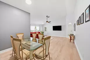 12445 SW 7th Pl, Davie, FL 33325 - Photo 9