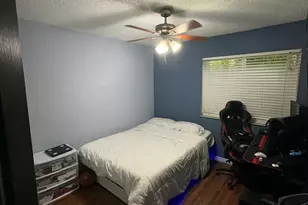 702 NW 208th Terrace, Pembroke Pines, FL 33029 - Photo 19