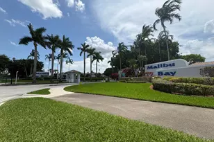 702 NW 208th Terrace, Pembroke Pines, FL 33029 - Photo 1