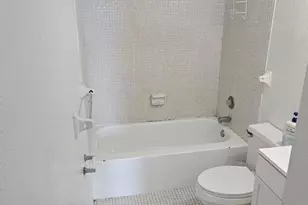 4174 Inverrary Dr, Lauderhill, FL 33319 - Photo 11