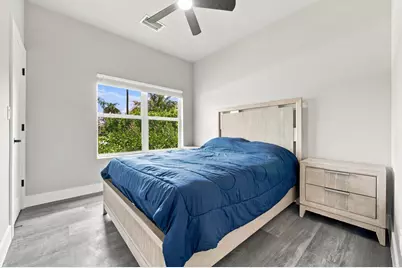 2801 NE 2nd Avenue, Wilton Manors, FL 33334 - Photo 17