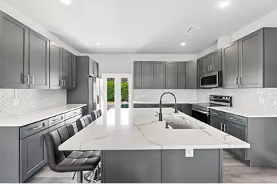 2801 NE 2nd Avenue, Wilton Manors, FL 33334 - Photo 11