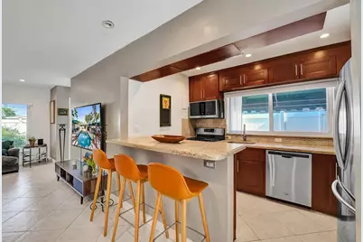 1036 NE 9th Avenue, Fort Lauderdale, FL 33304 - Photo 11