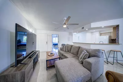 500 Scotia Drive #302, Hypoluxo, FL 33462 - Photo 5